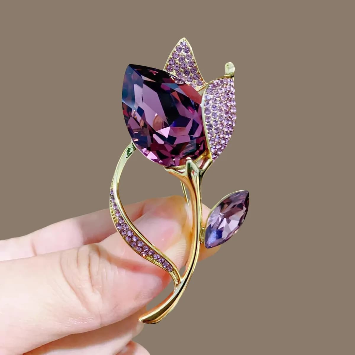 1Pcs Fashionable Tulip Brooch, Sparkling Artificial Zircon Design, Suitable for Suit Jackets, Dresses, Scarves, Hats, Parties, Weddings, Daily Jewelry