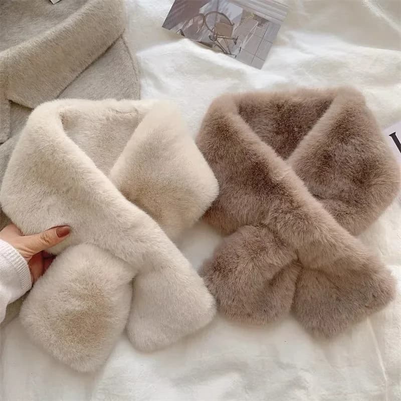 Sciarpa coreana invernale in pelliccia di coniglio sintetica Sciarpa da donna per ragazza Sciarpe morbide in peluche Tinta unita Scaldacollo Roba regalo di Natale
