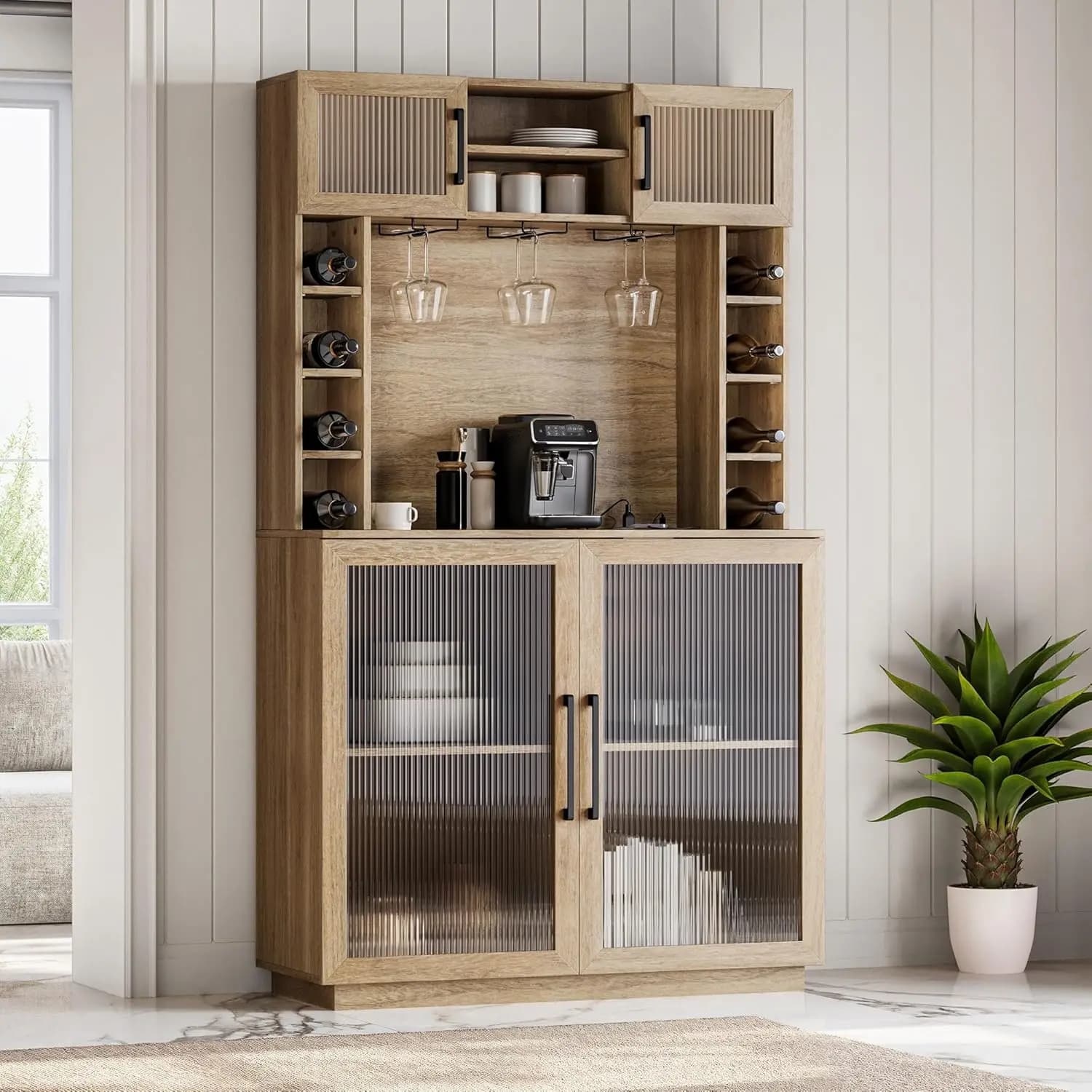 Mobile Bar Rustico da 72 Pollici con Presa di Corrente, Buffet Scanalato, Porta Bicchieri da Vino, Dispensa da Cucina, Credenza per Sala da Pranzo, Personalizzabile