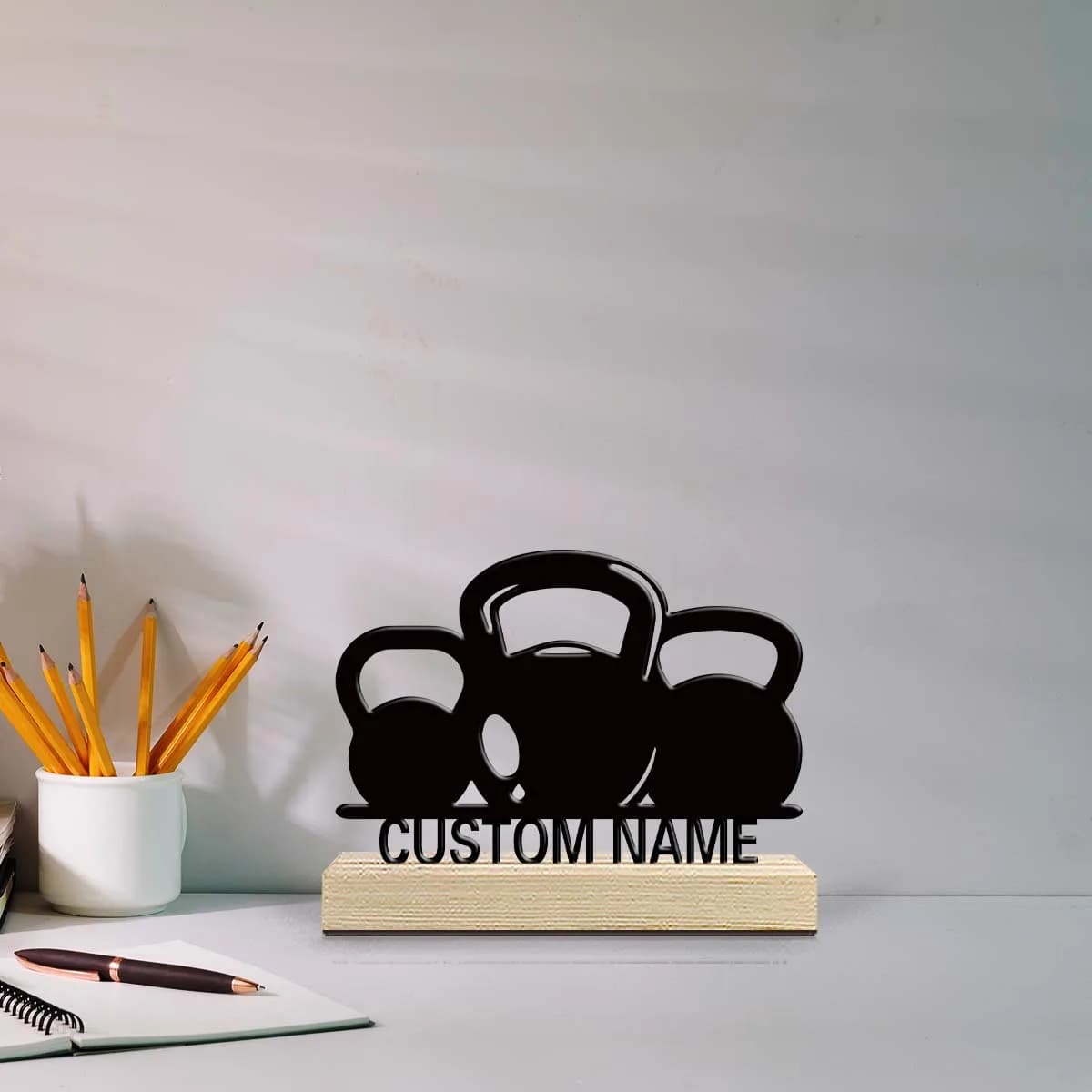 1pc Fun Personalized Custom Kettlebell Modern Wooden Base Decor for Office Living Room Nature-Inspired Wedding Decorations