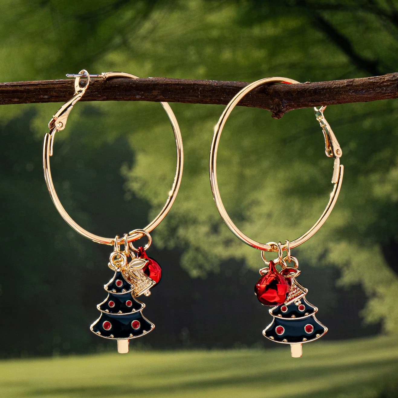 Orecchini a cerchio alla moda da donna, regalo di gioielli, campana di Natale semplice ed elegante e pendente per albero di Natale, orecchini di Natale adatti per l'uso quotidiano e il regalo, senza scatola