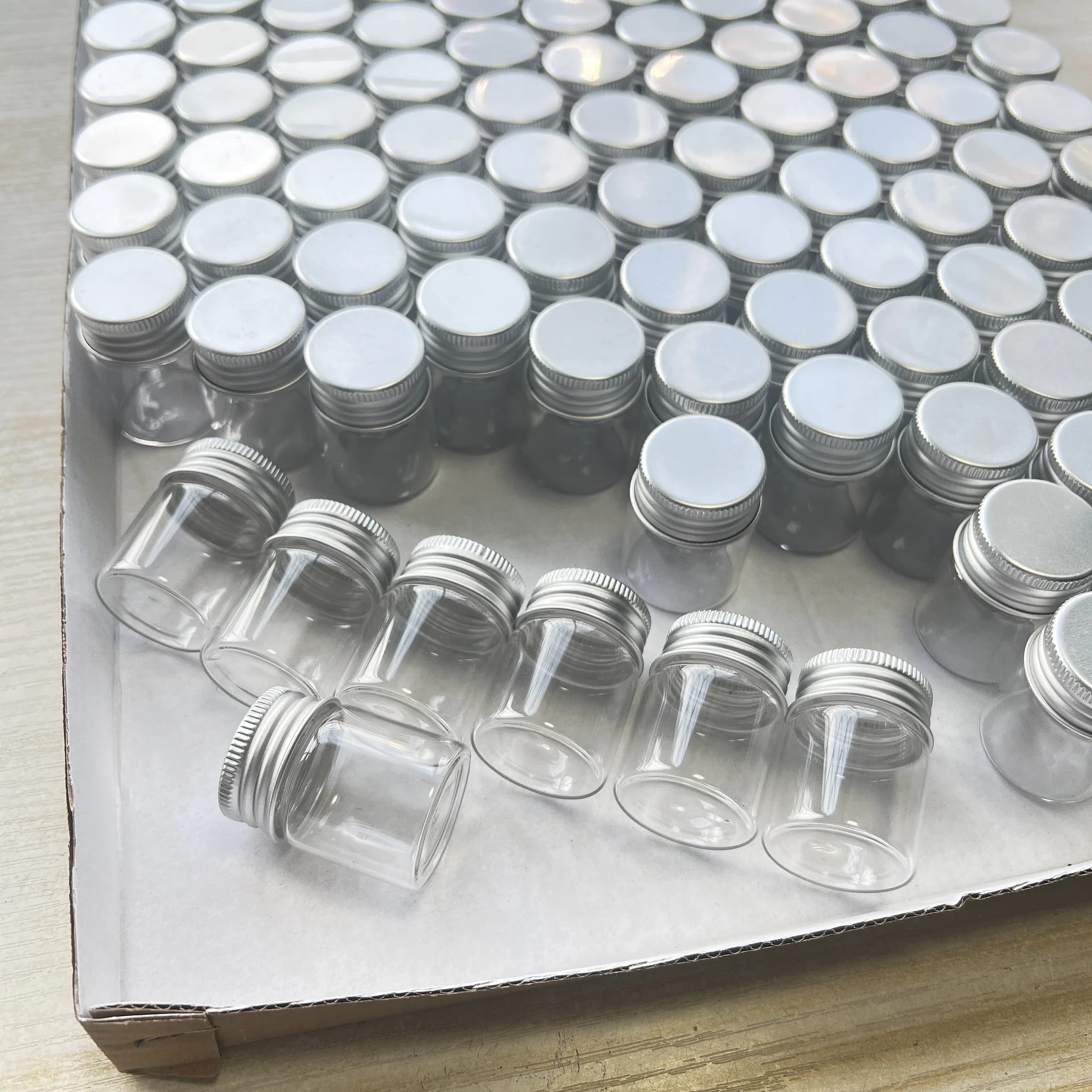 20/30/100 PCS 15ml Leak-Proof Glass Bottles Aluminum Cap Vials Multi-Use Mini Containers Wishes Kitchen Spices Oil & DIY Craft
