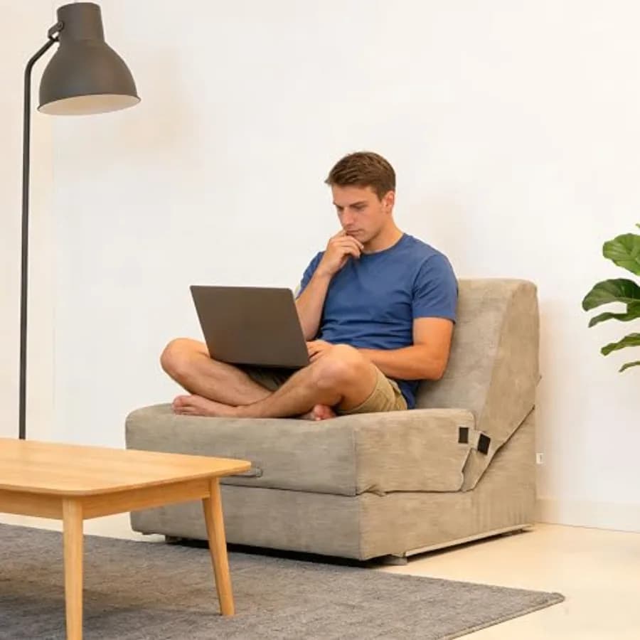 Lussuosa Chaise Longue Pieghevole in Velluto a Coste per Interni, Divano Letto con Morbida Schiuma e Rivestimento Lavabile in Lavatrice, Colore Sabbia