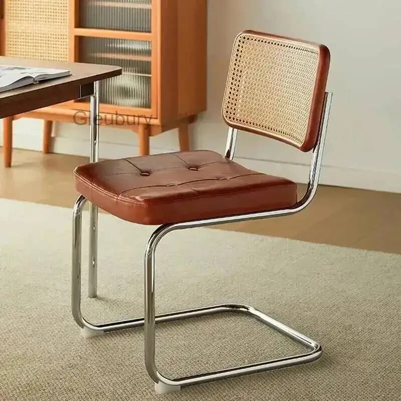 Sedie da Pranzo in Pelle con Gambe in Metallo Moderne, Imbottite, Stile Minimalista, Sedie Trendy per Sala da Pranzo, Arredamento per la Casa