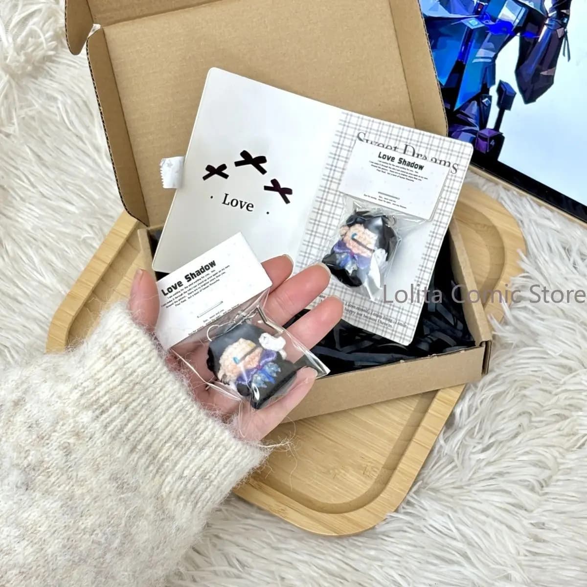 Peluche Miniatura in Maglia del Personaggio Fade del Gioco VALORANT, Ciondolo per Borsa, Portachiavi Carino, Regalo di Compleanno