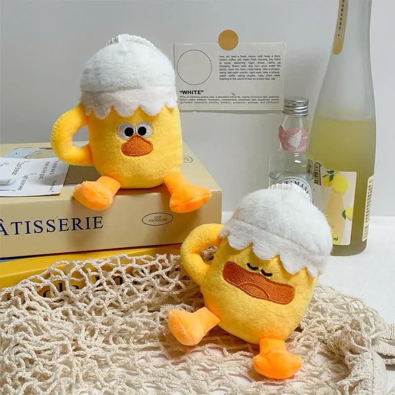 Simpatico cartone animato birra anatra portachiavi in peluche divertente creativo anatra gialla bambola di pezza zaino ciondolo decorazione accessori regali