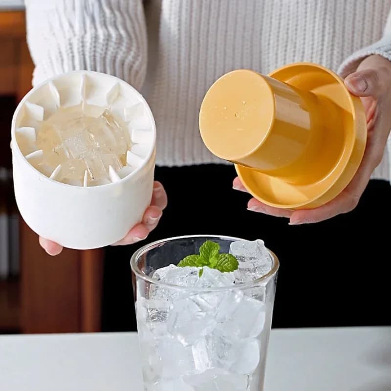 Stampo per Ghiaccio a Forma di Secchiello, Vassoio per Cubetti di Ghiaccio in Silicone Alimentare a Congelamento Rapido, Design Creativo per Whisky e Birra