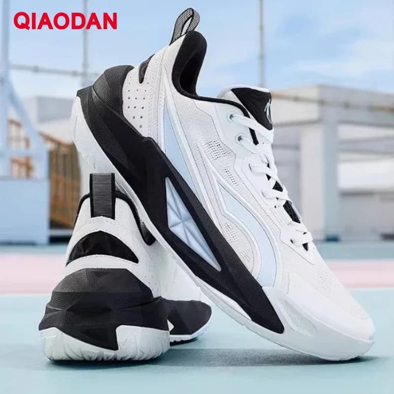 Scarpe da Basket QIAODAN da Uomo, Sneakers Sportive Basse 2026 Antiscivolo Traspiranti Comode per la Corsa QXA013254106R