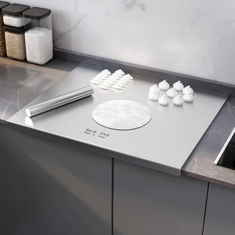Tagliere in Acciaio Inossidabile Antiscivolo Rettangolare con Bordo, Protezione per Piano di Lavoro da Cucina