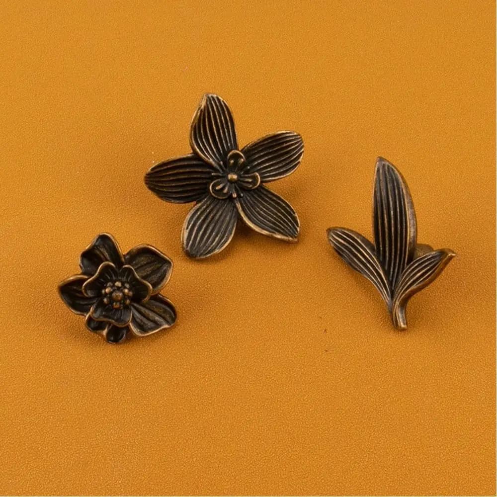 Maniglia per cassetto portatile in lega di zinco con finitura bronzo, design creativo a petalo, maniglia per armadio con finitura oro, maniglia per porta dell'armadio
