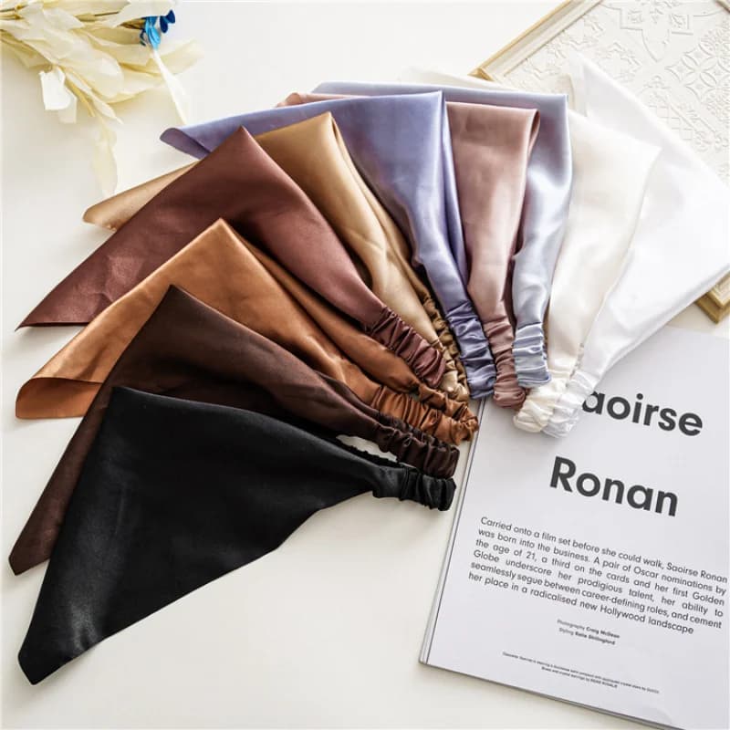 Minimalist Smooth Surface Triangular Hair Scarves Glossy Pure Color Head Wraps Rear Elastic Band Design Elegant Hair Covering