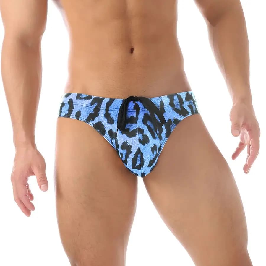 Slip da bagno da uomo sexy ed elasticizzati a vita bassa, costumi da bagno da spiaggia, pantaloncini da bagno comodi ad asciugatura rapida, costumi da bagno alla moda