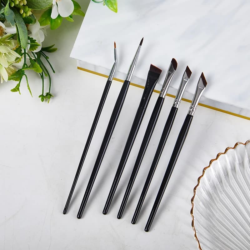Set di 6 Pennelli Ultra Sottili per Sopracciglia e Eyeliner, Pennello Angolato per Trucco Sotto gli Occhi
