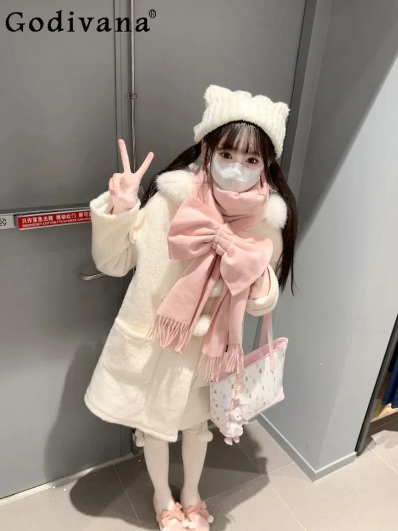 Sciarpa con fiocco per ragazza dolce e carina Lolita originale giapponese 2025 Nuovo scaldacollo con sensazione di bambola per studenti morbida e versatile in cashmere