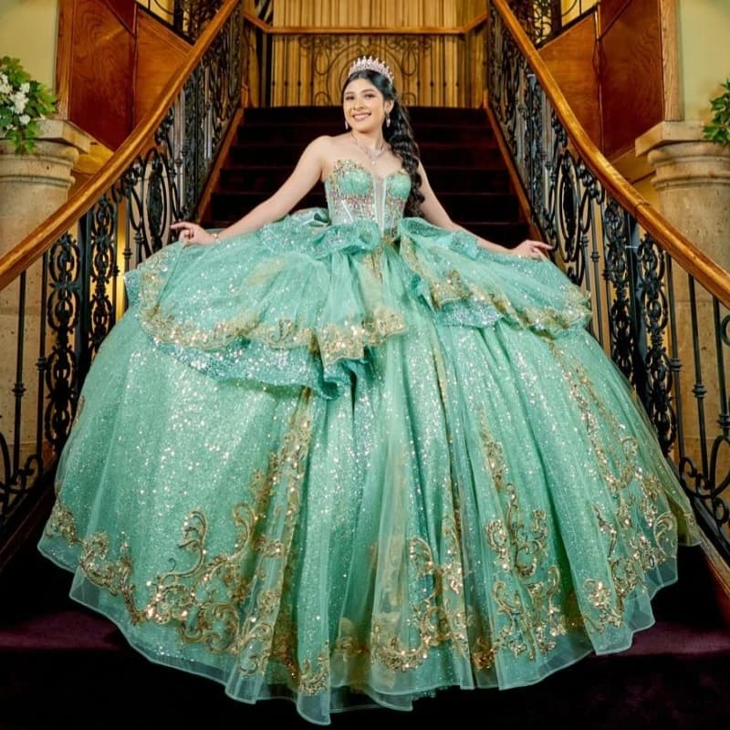 Abiti Quinceanera lucidi verde menta Abito da ballo con spalle scoperte Applique in pizzo con perline Corsetto in tulle di cristallo Abito dolce 16 Vestido