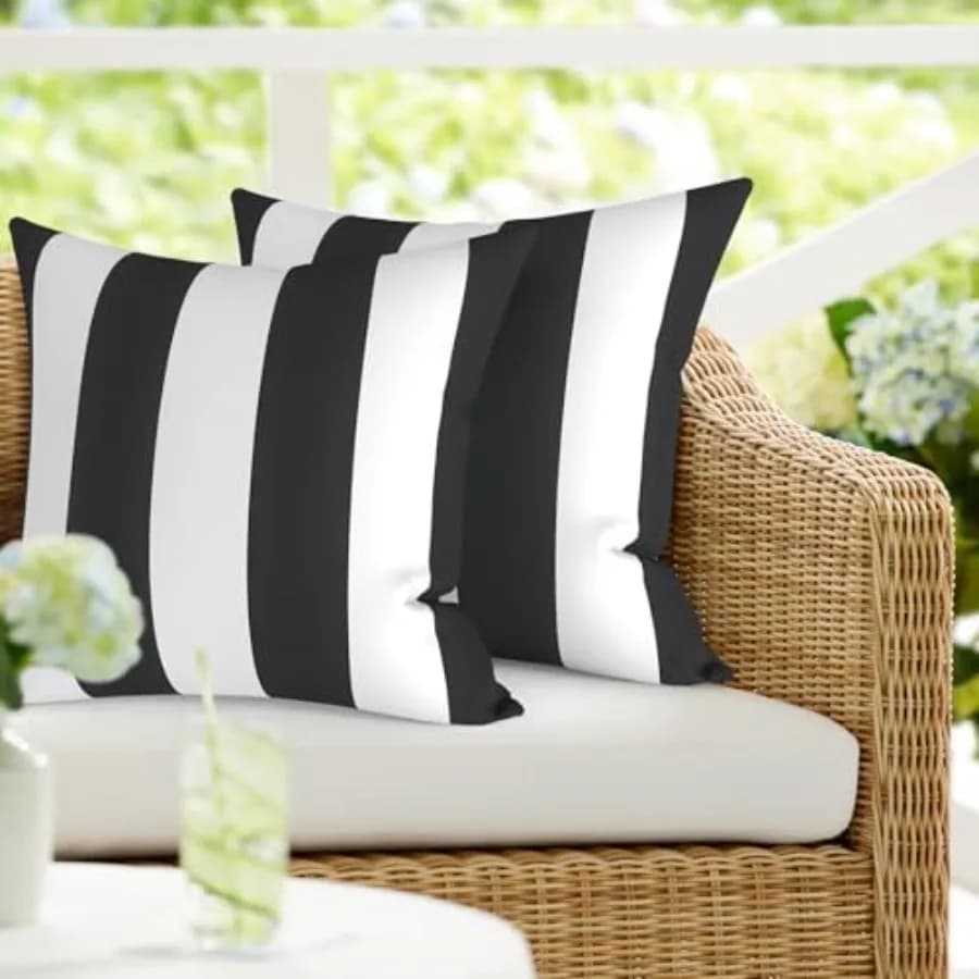 Pack of 2 Waterproof Outdoor Pillow serts, Square Patio Decorative Throw Pillow for Home, Sofa, Bench and Patio Furniture