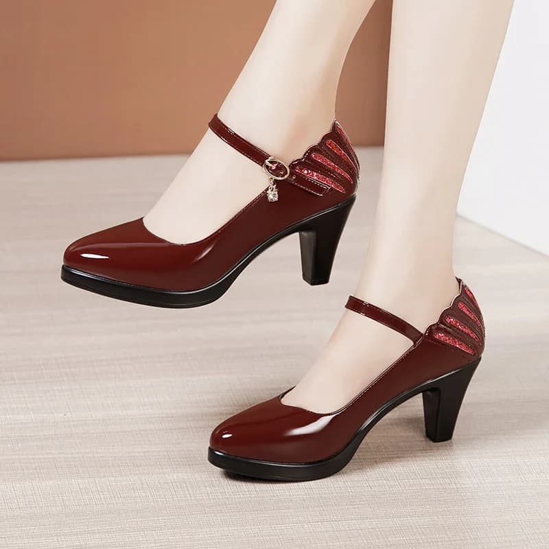 Small Size 32-43 Shoes with high heel small blocks Mary Janes in real women's skin 2025 Pump model with platform with thick autumn background