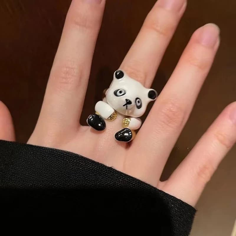 Adorabile Anello Aperto a Forma di Zampa di Panda, Gioiello Minimalista ed Elegante, Regalo Ideale per gli Amanti dei Panda, Perfetto per l'Uso Quotidiano e Festivo