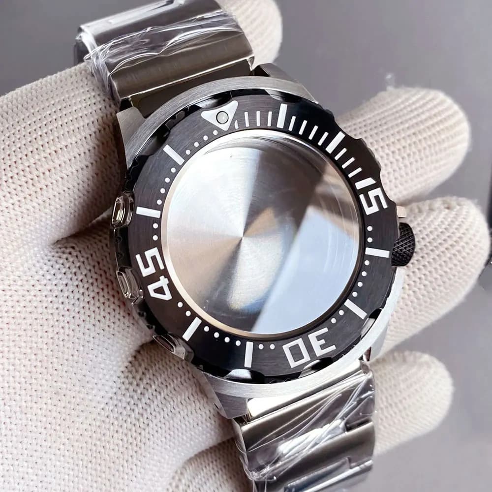 Cassa per orologio Dive Monster da 20 ATM Bracciale in acciaio inossidabile da 42 mm Vetro zaffiro Fit NH35 NH36 Movimento automatico 3.8 Corona 120 clic
