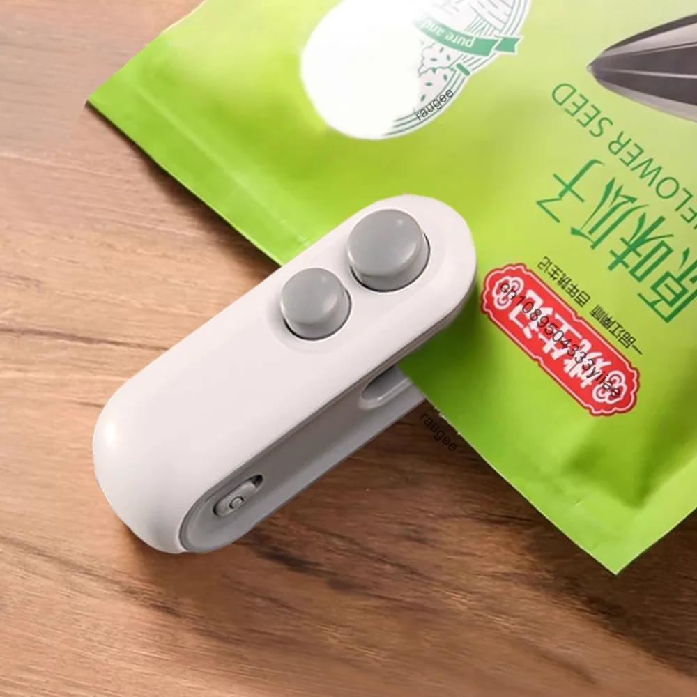 Mini Heat Bag Sealing Machine for Plastic Bags Thermal Sealer for Rechargeable Food Packing Bags Thermal Sealer for Portable Plastic Bags