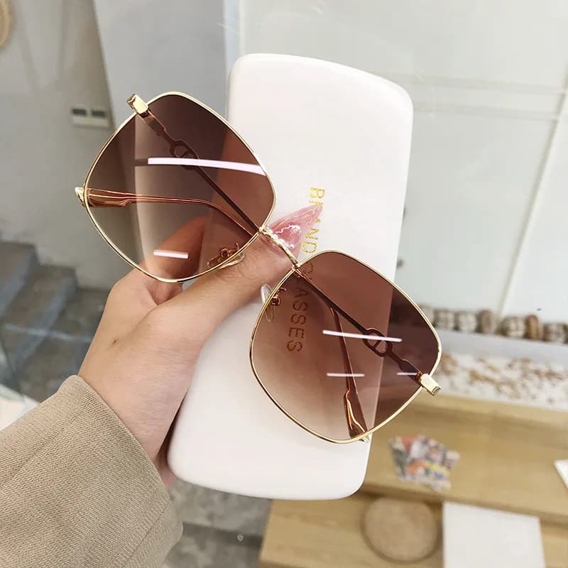 New square metal sunglasses gm sunglasses women's high sense ins style fashion glasses Internet celebrity explosion