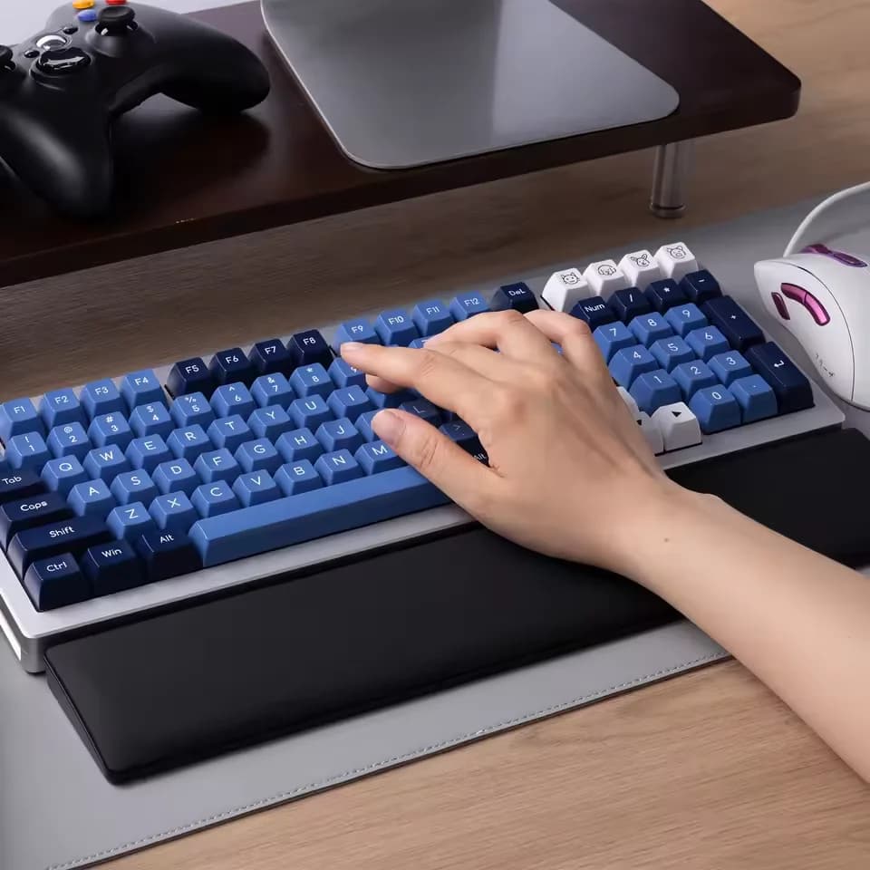 Supporto per Polso per Tastiera da Gaming, Ergonomico in Memory Foam, Base Antiscivolo in Gomma, Supporto per Mani per Tastiera a 101 Tasti, per Casa e Ufficio