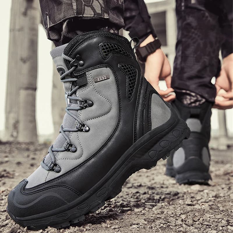 Stivali tattici da uomo Scarpe da trekking per escursionismo all'aperto Scarpe da combattimento militari con suola spessa antiscivolo Scarpe casual da lavoro impermeabili per uomo