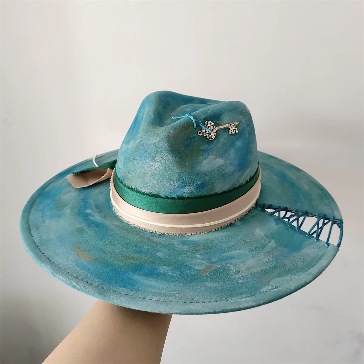 Cappelli dipinti a mano blu cielo cappelli in pelle scamosciata per uomo e donna Panama Fedora Jazz Cap cappello da festa personalizzato colorato a tesa larga