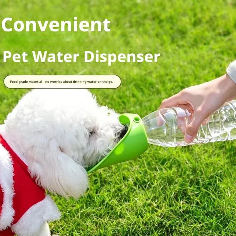 Bottiglia d'Acqua da Viaggio per Cani e Gatti, Dispenser Portatile per Cibo per Animali, Tazza da Passeggio, Abbeveratoio Pieghevole a Forma di Foglia per Uso in Viaggio