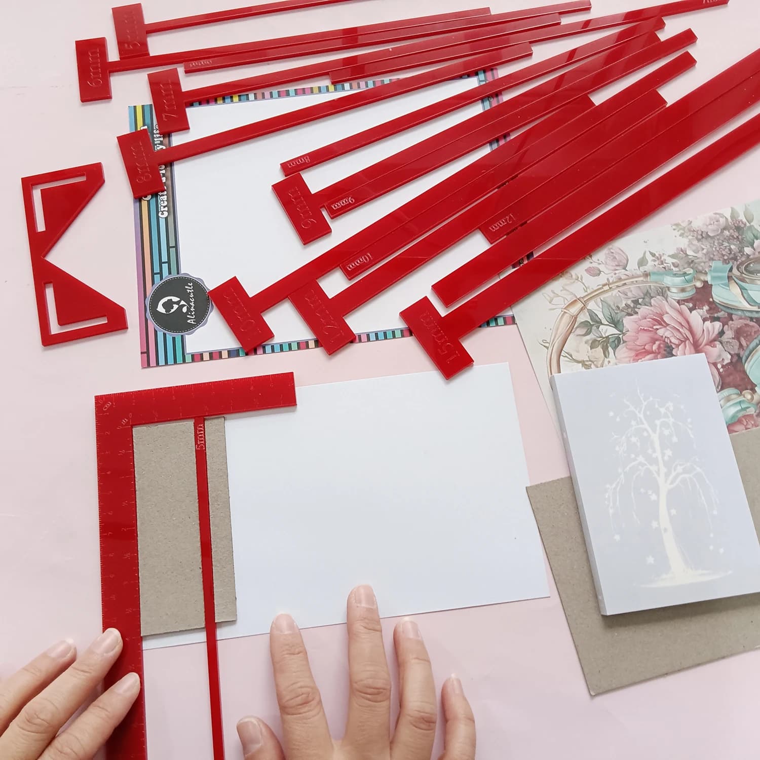 18 pz Strumento per rilegatura Rilegatura con impugnatura a T Set distanziatore per realizzare copertine per notebook fatte a mano/copertina per libri Libretto/righello per rilegatura