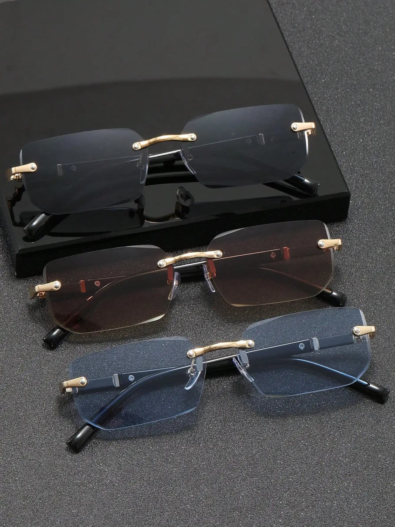 3 occhiali da sole unisex rettangolari senza montatura in metallo alla moda per viaggi d'affari quotidiani