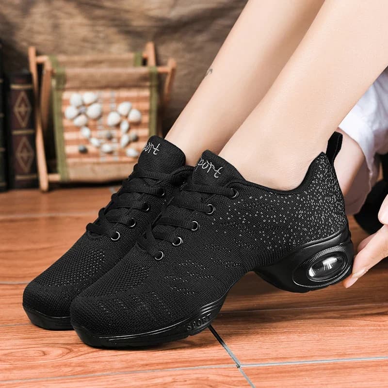 35-42 large size women's sneakers Comfortable and breathable jogging sneakers lightweight Sneakers
