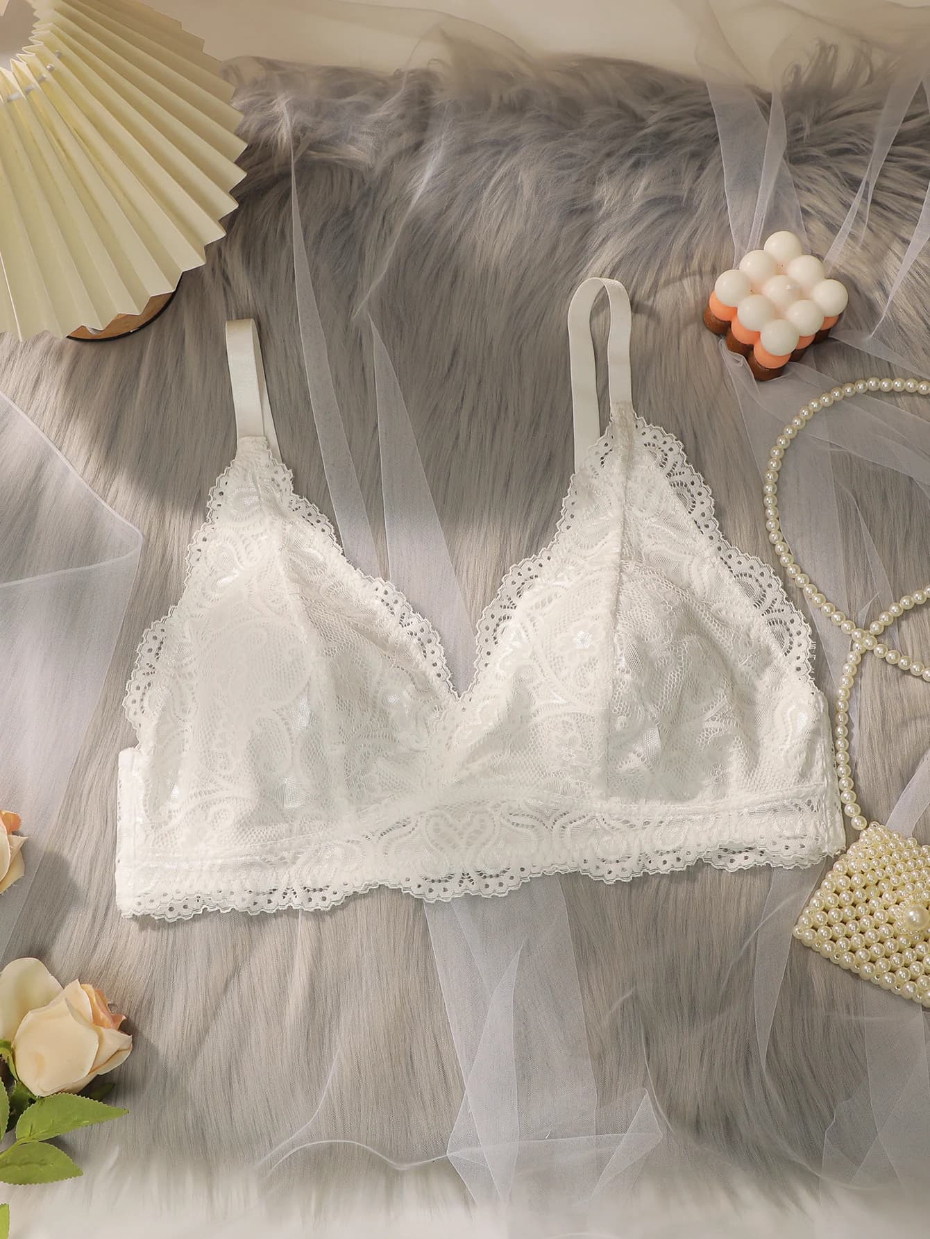Women's plus size bra embroidered lace flower without steel ring gathering push up bra comfortable close fitting bra MR2608