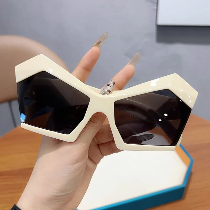 Nuovi Occhiali da Sole Vintage Quadrati per Donna e Uomo, Occhiali da Sole dalla Forma Speciale, Occhiali da Vista per Uomo e Donna