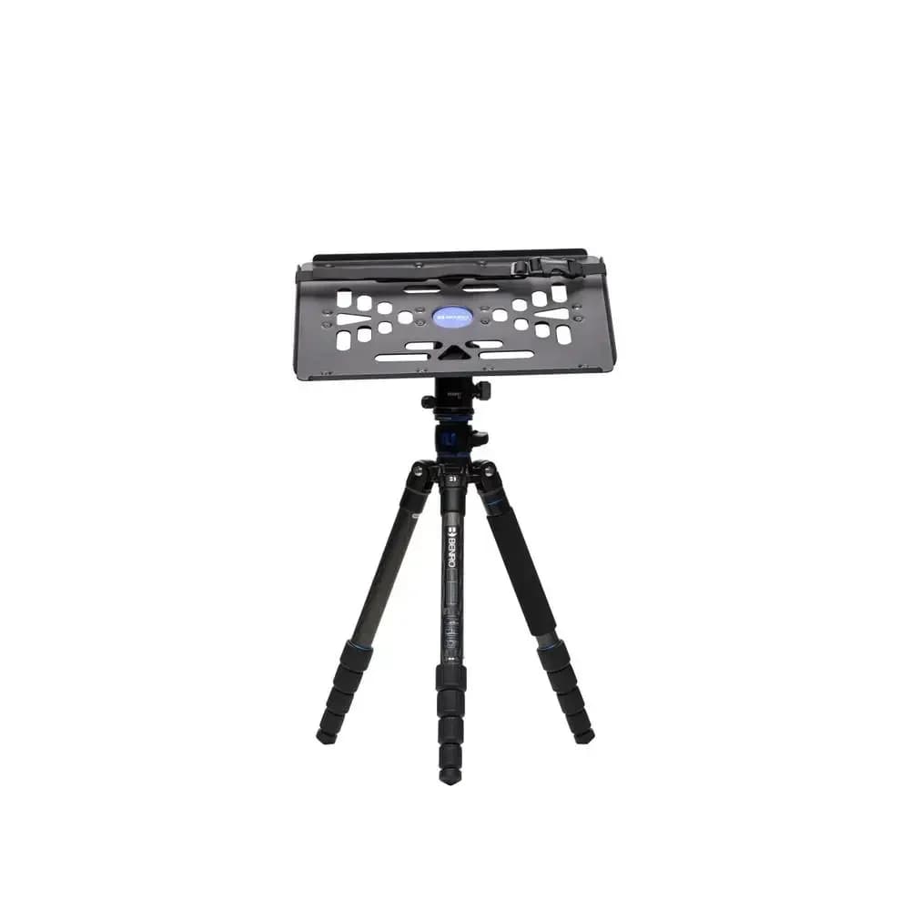 Nuovo Supporto Fotografico Regolabile in Altezza Benro con Base Treppiede, Supporto Flessibile per Notebook e Vassoio Porta Proiettore