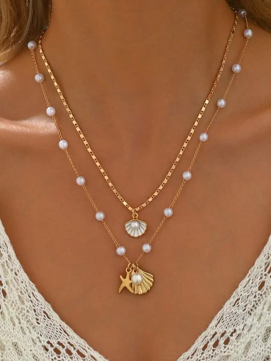 Set di 2 collane con ciondolo in lega stile spiaggia con perle finte e conchiglie, lunghezza della catena regolabile, per donne e coppie