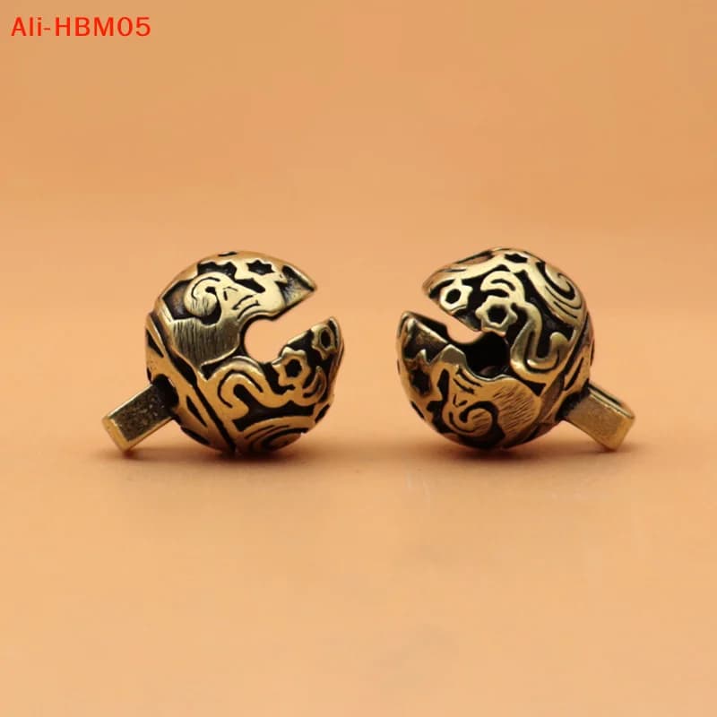 (HB05)Mini Gluttony Brass Wind Bell Die-Casting Gluttony Beast Car Key Pendant Tibetan Auspicious Bronze Bell Gift Decor