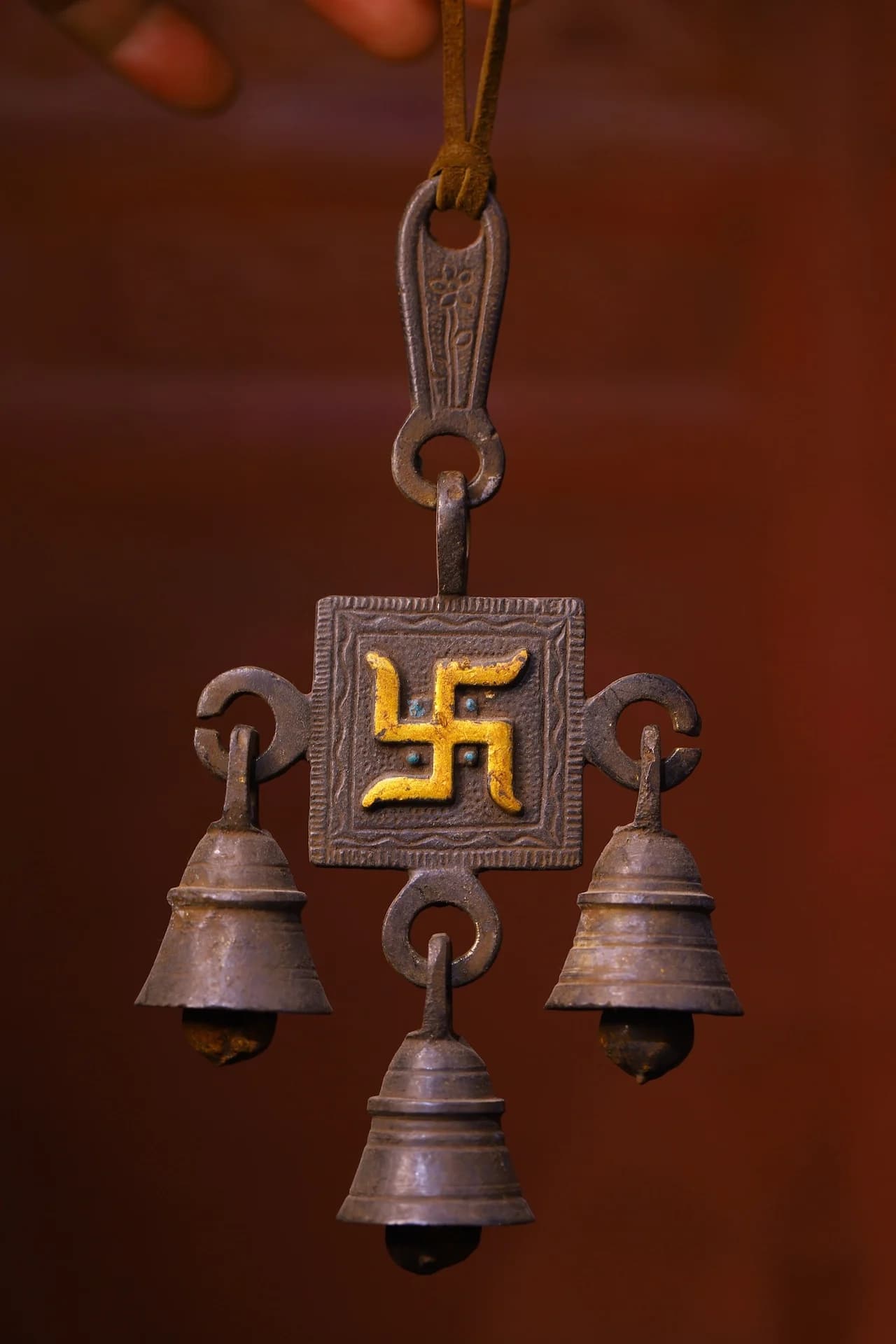 7"Tibetan Temple Collection Old Bronze Swastika Old Wind Chime Buddha Bell Pendant Amulet Dharma Town house Wall hanging