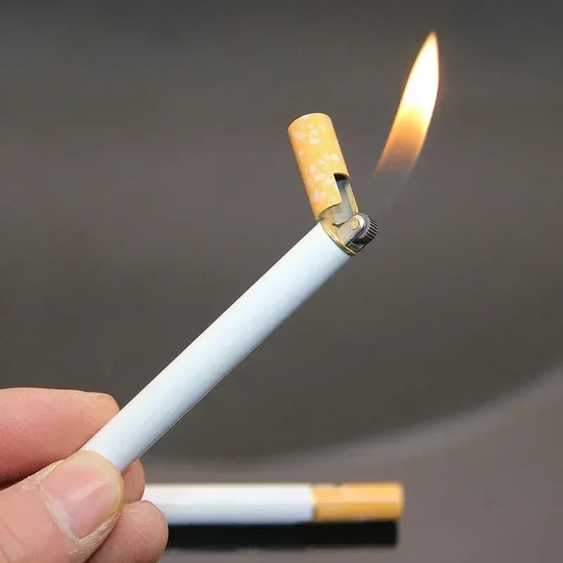 Mini accessori per sigarette Gadget regali, accendisigari portatile compatto, torcia a mola accendini a gas butano regali da uomo