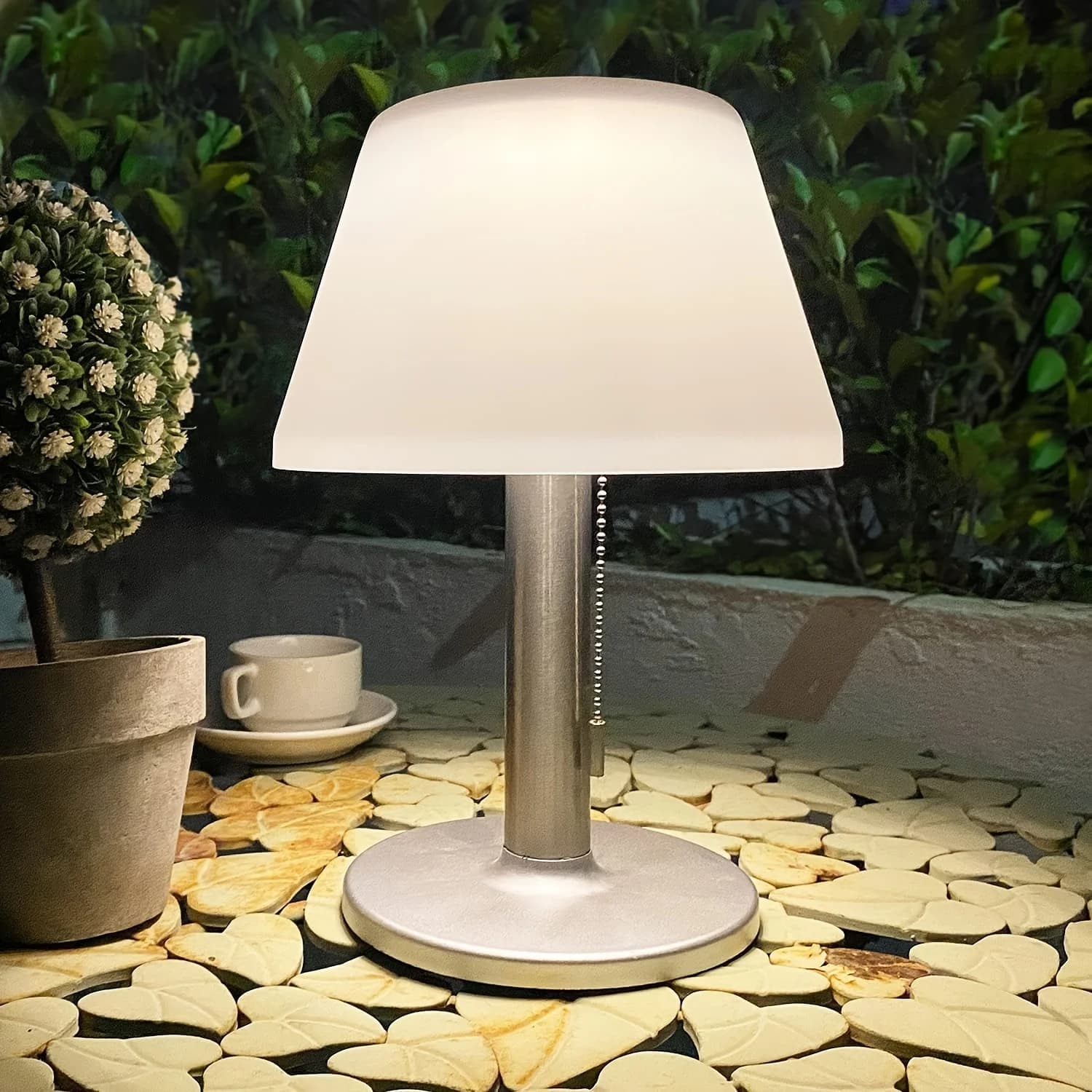 Lampada da tavolo solare a LED lampada da scrivania da esterno impermeabile a 3 vie lampada da comodino moderna solare con cerniera adatta per soggiorno
