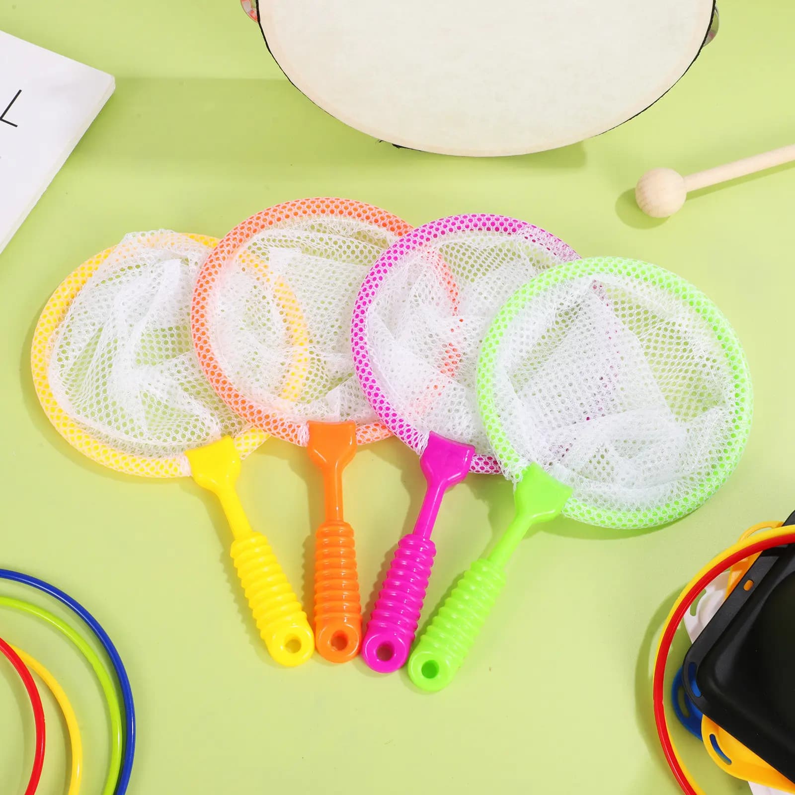 Set di 4 Reti da Pesca per Bambini, Reti a Maglia Fine per Pesci Piccoli e Farfalle, con Manico Comodo, Robuste Reti per Granchi e Pesci da Bagno