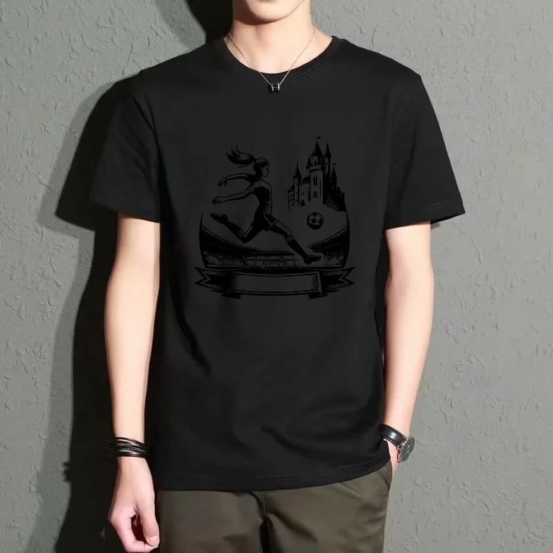 Men's Black Round-Neck Short-Sleeved T-Shirt with Football Print Pattern, Loose Casual Top, Versatile for Everyday Street Sports, Comfortable and Breathable Polyester Fabric