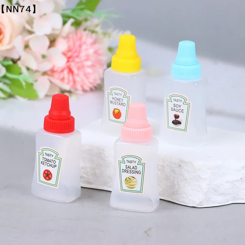 【NN74】4Pcs/Set Mini Seasoning Sauce Bottle Portable Tomato Ketchup Bottle Salad Dressing Container Pot For Bento Lunch Box[J]