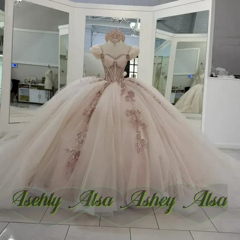 Light Pink Shiny Princess Off the Shoulder Sweet 16 Dress Quinceanera Dresses Crystal Bow Party Birthday Vestidos 15 De Anos