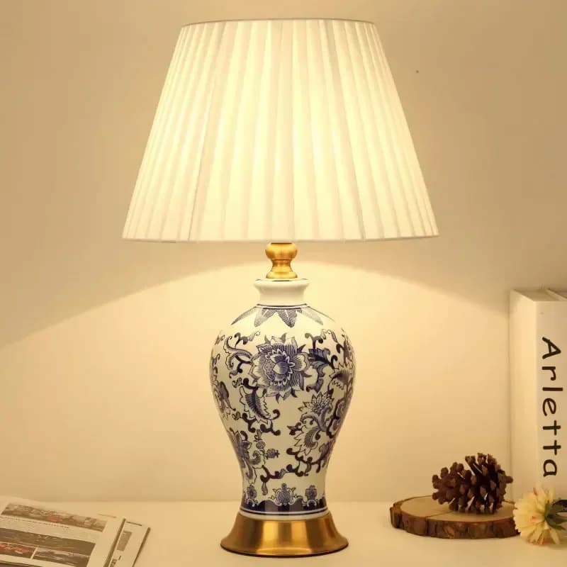 Ceramic Table Lamp Bedroom Bedside Table Lamp Creative and Cozy High-End American Retro European Simple Modern Chinese Lamps