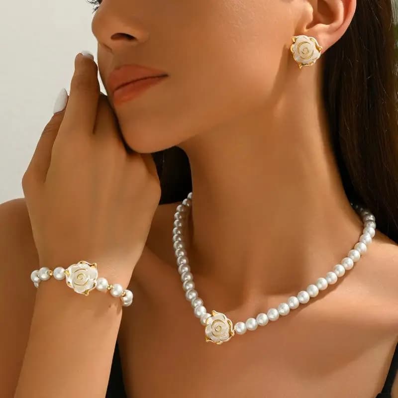 Set di 3 pezzi con collana, bracciale e orecchini da donna Camellia, elegante set di gioielli da sposa, idea regalo.