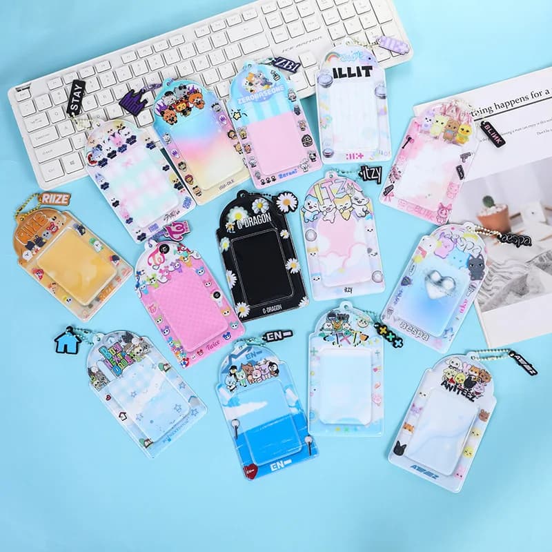 Acrylic keychain with photocard holder theme cartoons, with Stray Kids, Twice, ILLIT, RIIZE, for identity cards, credit cards, photo storage, for Kpop fans.