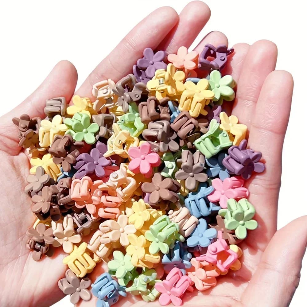 Set di mini fermagli per capelli da 50 pezzi, fermagli per artigli piccoli colorati, accessori per capelli per uso quotidiano delle donne, fermaglio per capelli.