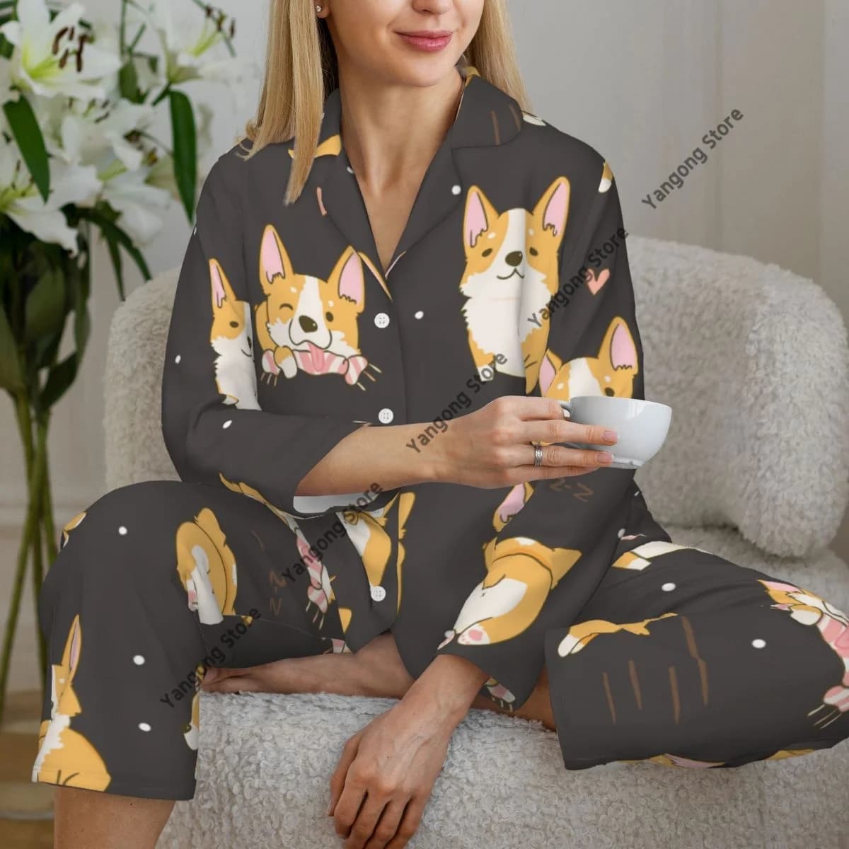 Pigiama da donna Pigiama da ragazza a maniche lunghe Set da due pezzi Simpatici cani Corgi in varie pigiami in posa per l'autunno primavera