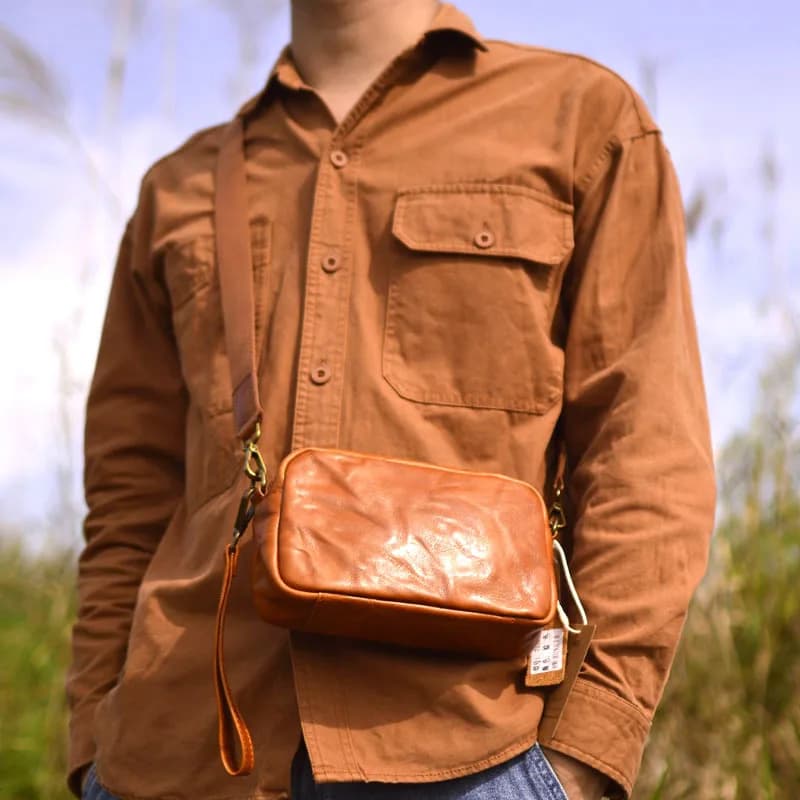 AETOO Mobile phone bag new leather retro national style high-grade underarm bag small square bag imported soft cowhide crossbody
